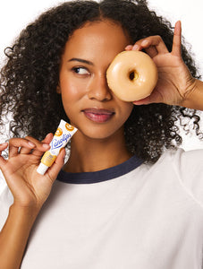 Lanolips 101 Ointment Multi-Balm in Glazed Donut is made with ultra-pure lanolin, vitamin e and natural flavours. 